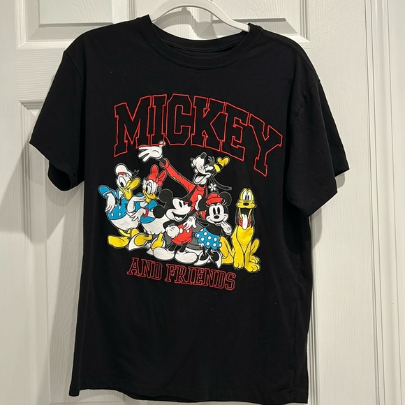 Disney Tops - Mickey and friends embroidered tee